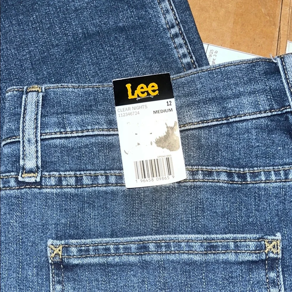 Lee Blue Ankle Cropped Jeans - Picture 3 of 3